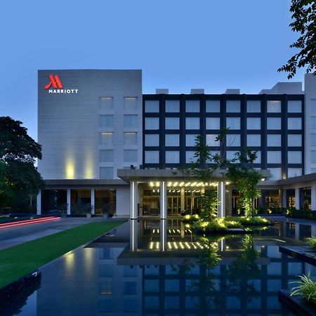 Indore Marriott Hotel Buitenkant foto